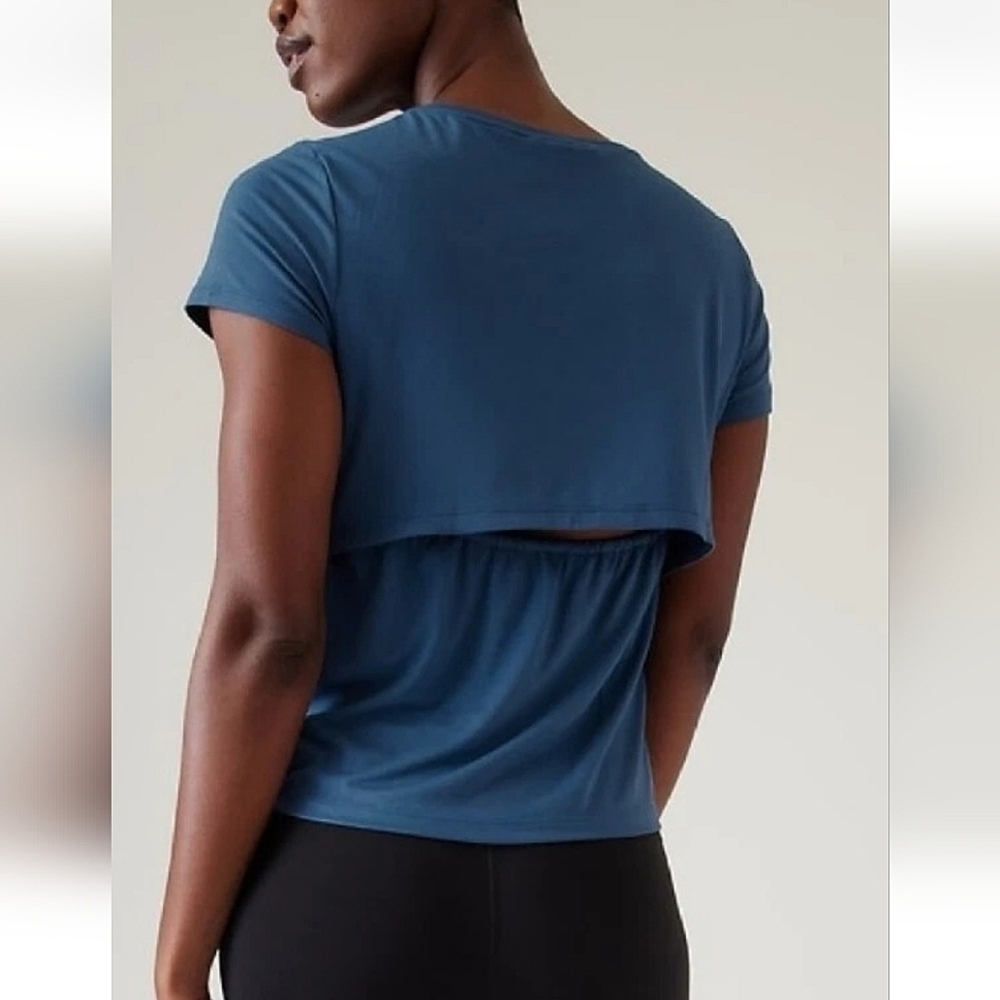 Athleta Womens Air Out Cinch Tee Small Blue Activewear Yoga Gym Workout